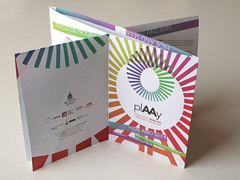 22 mẫu thiết kế brochure ấn tượng và định nghĩa về nó