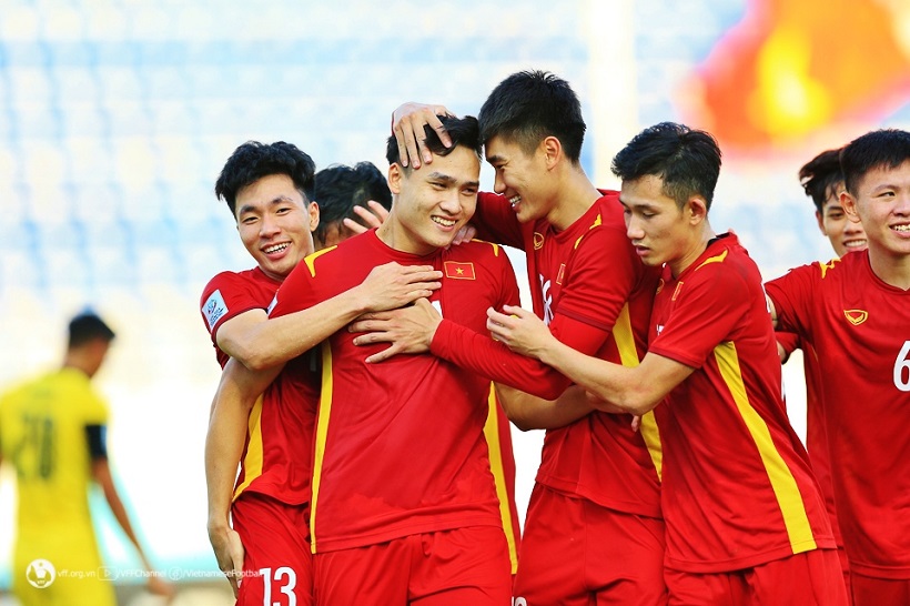 Tuyển quốc gia và U23 quốc gia Việt Nam tập trung cùng HLV Philippe Troussier