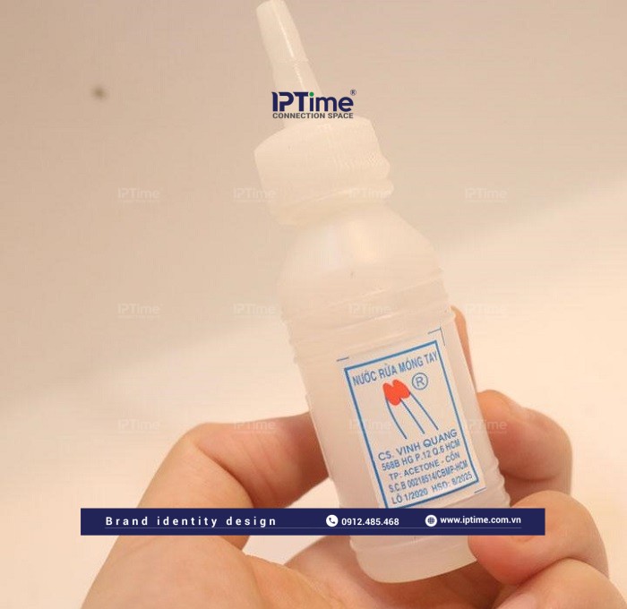 MẸO TẨY BĂNG KEO DÍNH TRÊN KÍNH