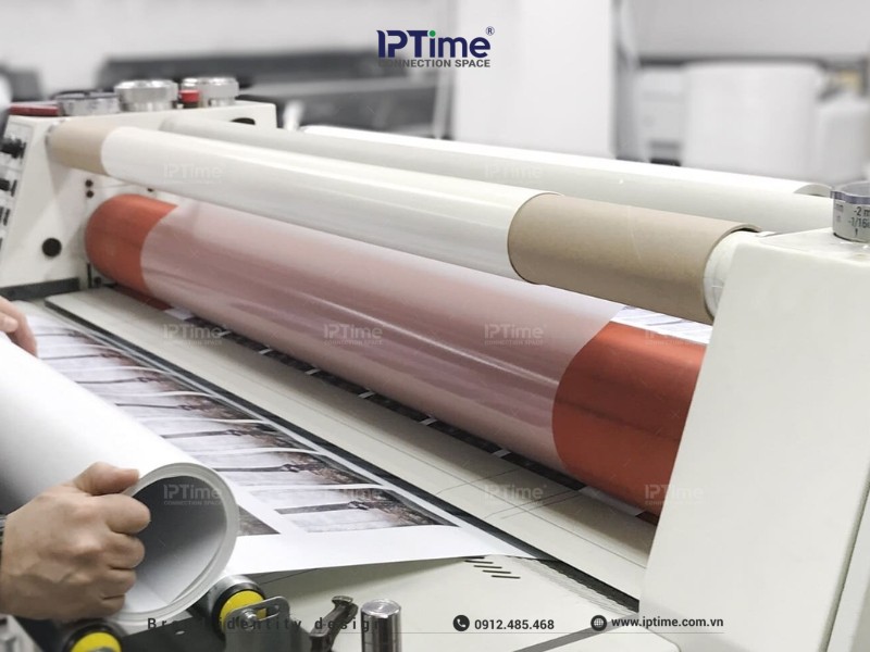 Gia Công Sau In: Cán Màng, Ép Kim, Uv Định Hình, Bế – Chọn Kỹ Thuật Nào Cho Ấn Phẩm Cao Cấp?